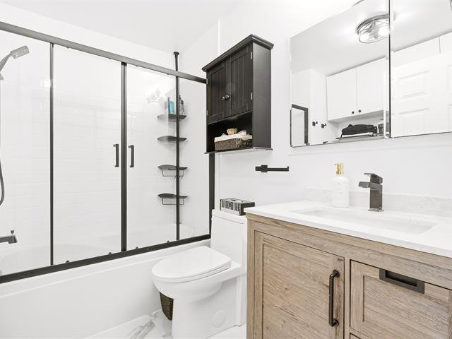 Salle de bains : Rénové!