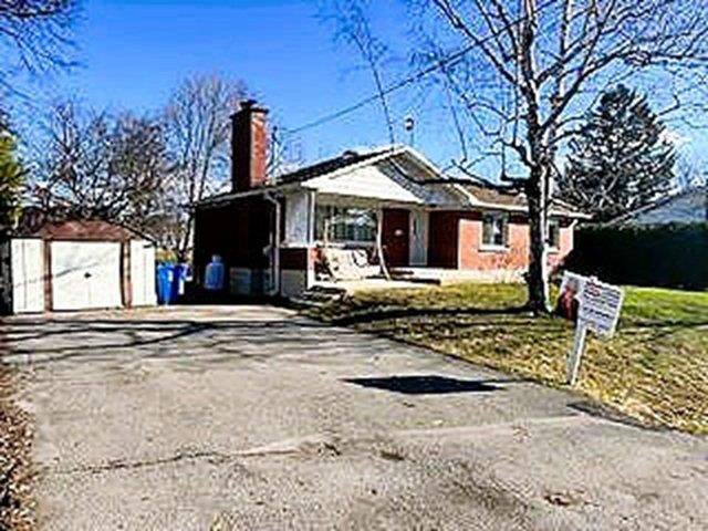 Maison de plain-pied Pointe-Claire / Centre Est - 182, Av. Duke-of-Kent