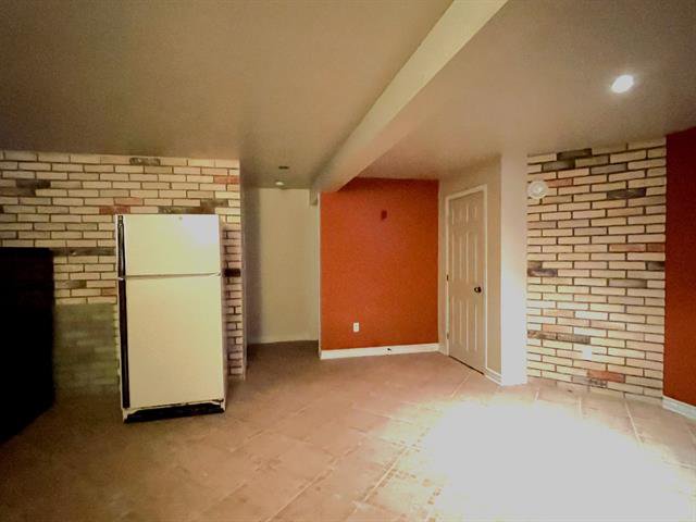 Living room : or family room or play room.