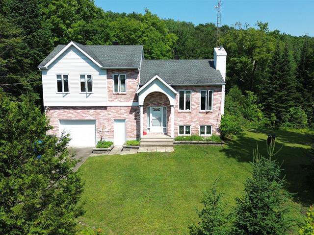 Split-level Wentworth-Nord - 2150, Ch. du Lac-Richer