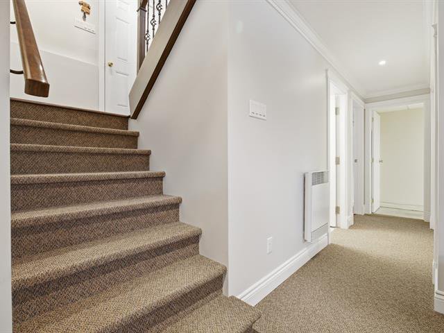 Staircase leading to the basement