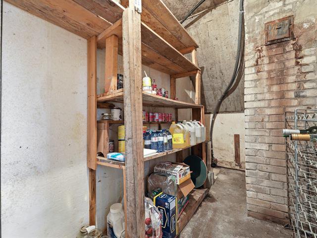 Cave/ chambre froide