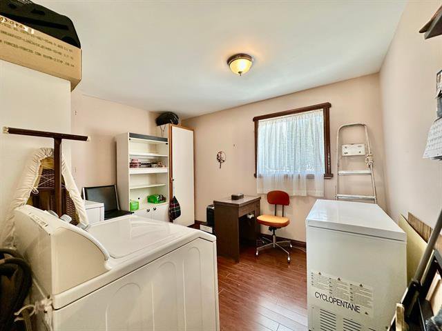 Salle de lavage : Pres de la cuisine