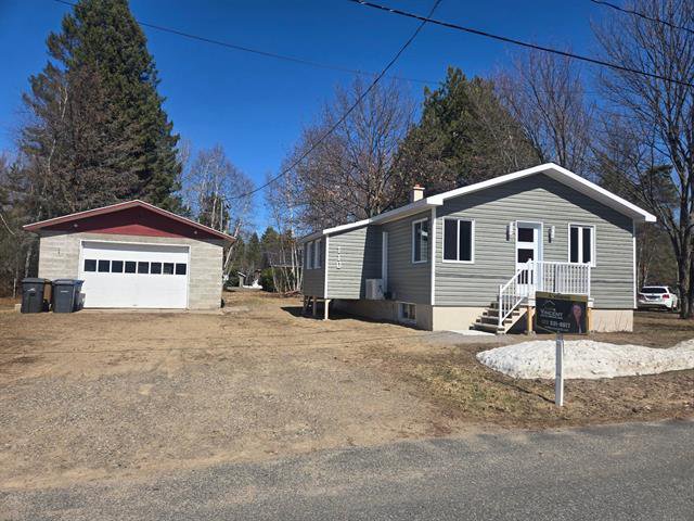Maison de plain-pied Shawinigan / Lac-à-la-Tortue - 110, Rue Arthur-Fecteau
