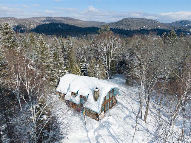 gatehouse/secondary residence/guest house