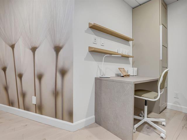 Bureau : Espace bureau à même la salle de lavage