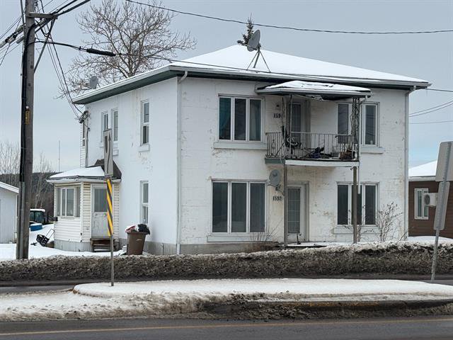Duplex Chicoutimi (Saguenay) - 1592-1594, Boul. St-Paul