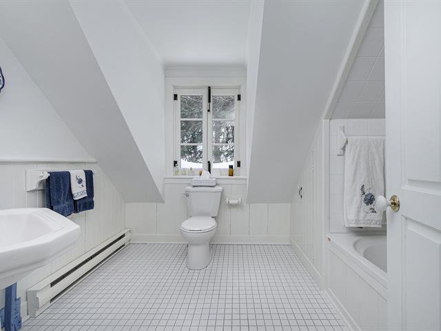 Salle de bains attenante à la CCP