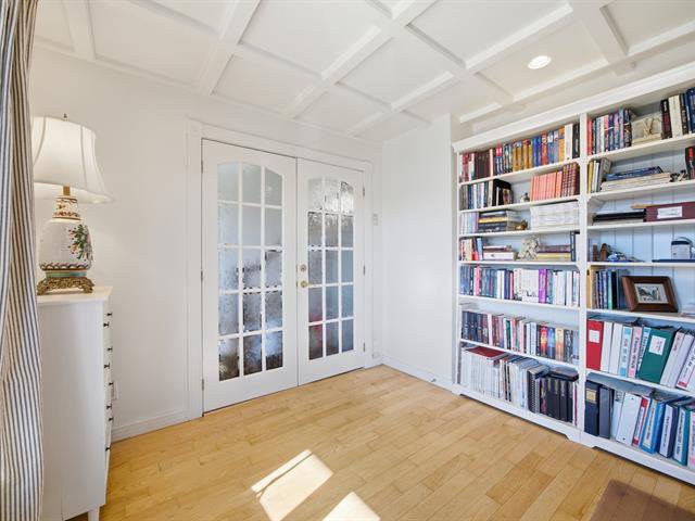 Office/bedroom