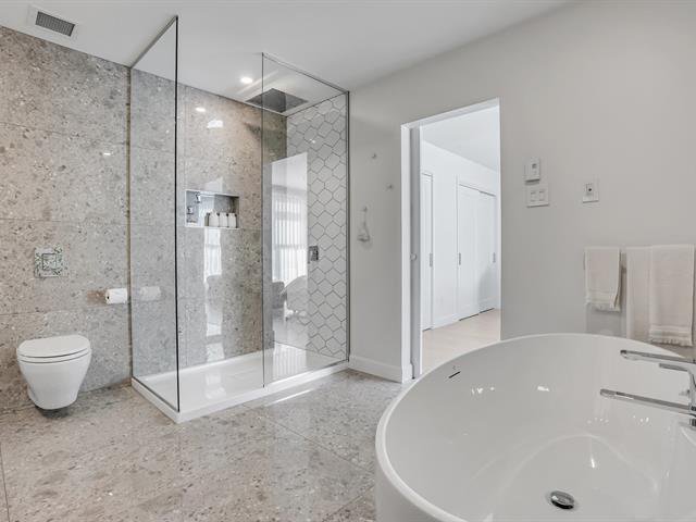 Salle de bains attenante à la CCP