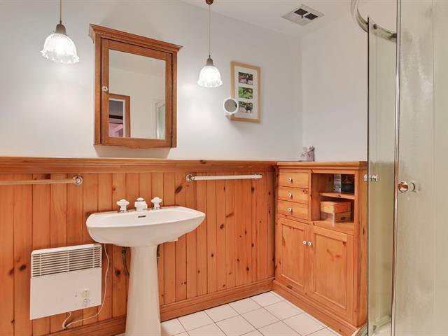Salle de bains : Pas de toilette