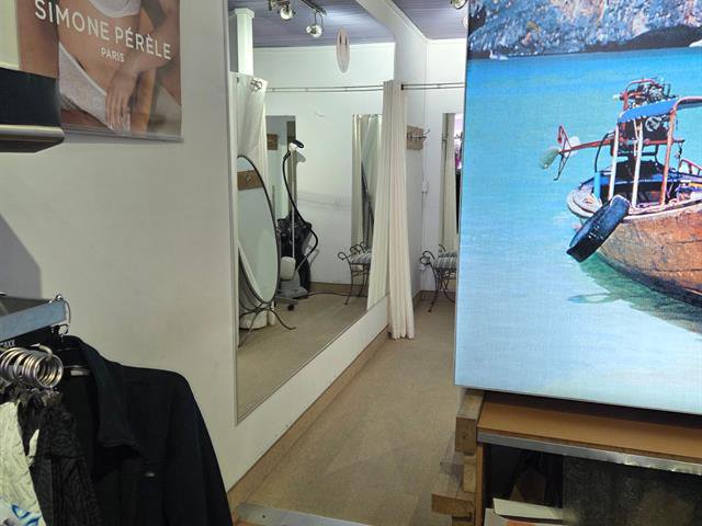 Vue : salle d'essayage