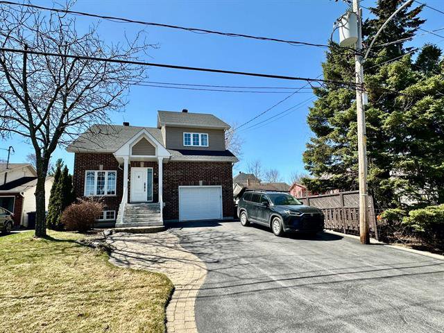 Maison à un étage et demi Deux-Montagnes / Sud - 418, 3e Avenue