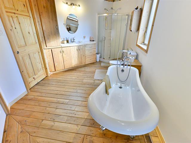 Salle de bains attenante à la CCP