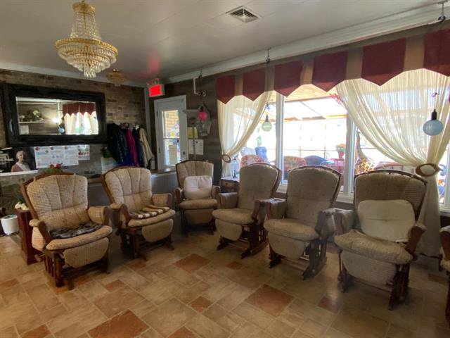 Salon