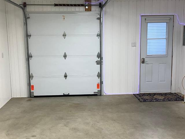 Intérieur garage détaché