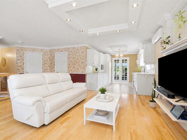 Vue d'ensemble : Salon: ( Sofa et table ia )