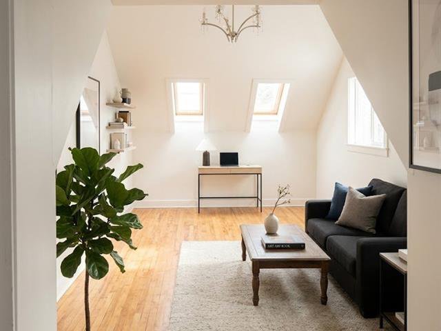 Salon : du logis du haut