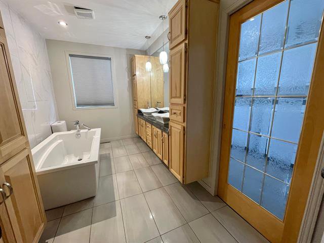 Salle de bains : Salle de bain 1 rez-de-chaussée