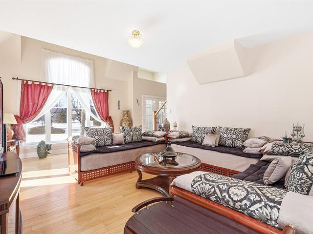 Salon : Plafond haut