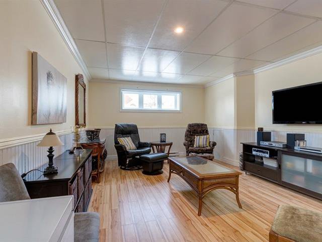 Salle familiale : T.V.