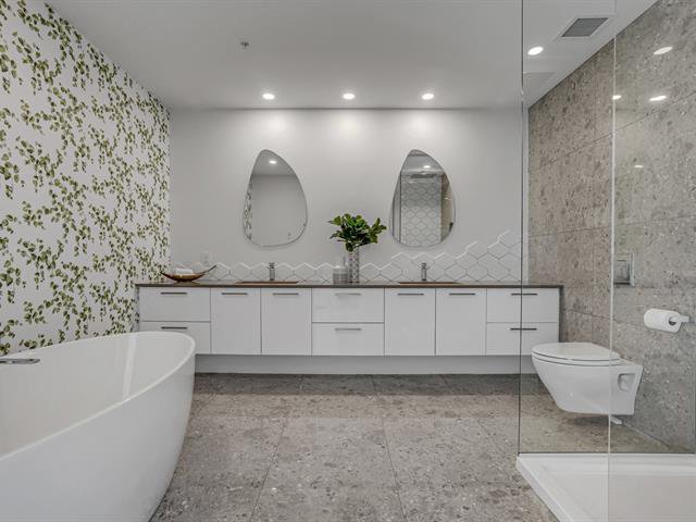 Salle de bains attenante à la CCP