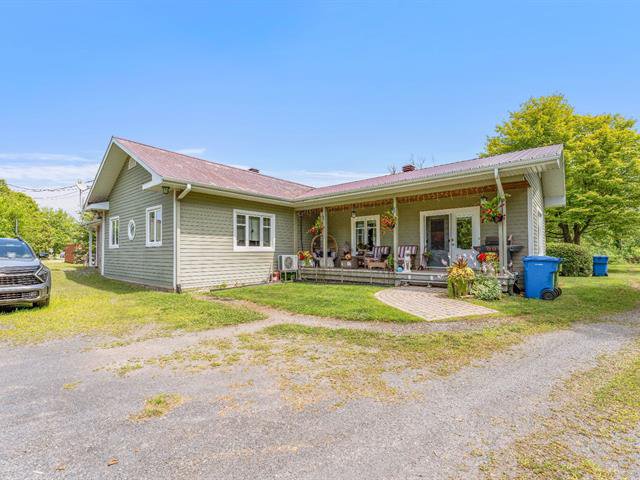 Triplex Huntingdon - 22, Rue Maple