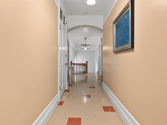 PASAGEWAY