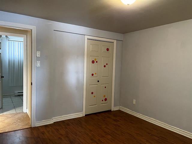 Chambre à coucher : No.4