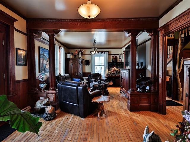 Salon