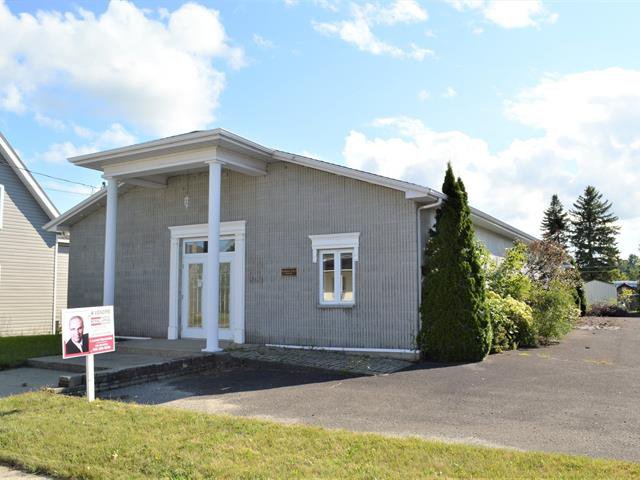 Commercial building / Office Sainte-Perpétue - 2526, Rg St-Joseph