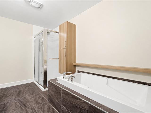 Salle de bains : Bain avec Douchette