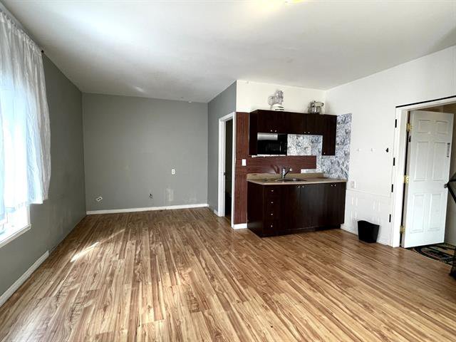 Family room : or living room or bedroom