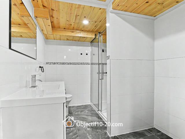 Salle de bains : Sous sol