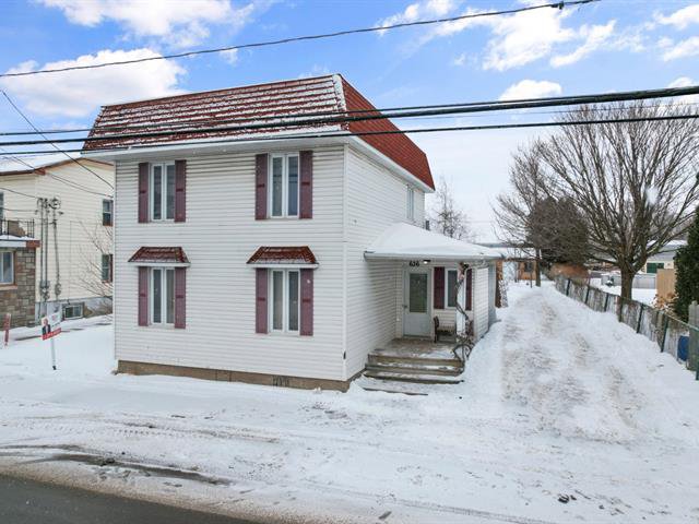 636, Rg Notre-Dame, Saint-Chrysostome