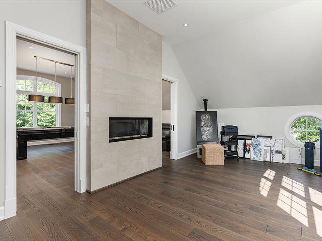 Office/studio/yoga room