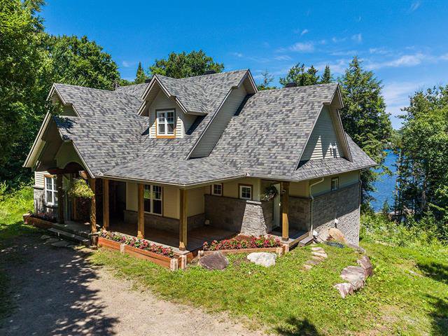 Maison à un étage et demi Mont-Blanc - 245, Ch. Durnford