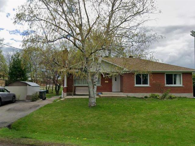 Maison de plain-pied Pointe-Claire / Centre Est - 182, Av. Duke-of-Kent