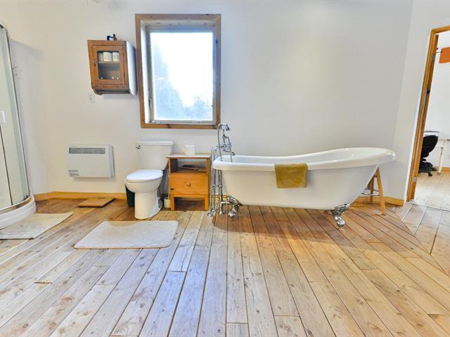 Salle de bains attenante à la CCP