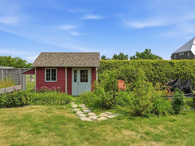 Shed