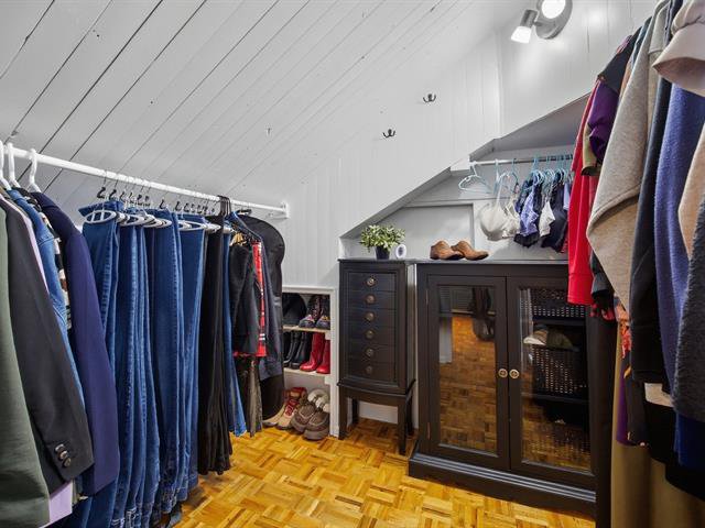 Garde-robe style walk-in