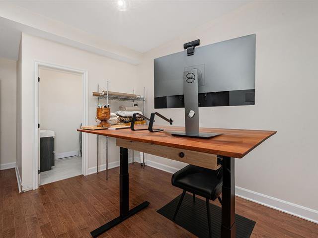 Office : Home Office or yoga studio