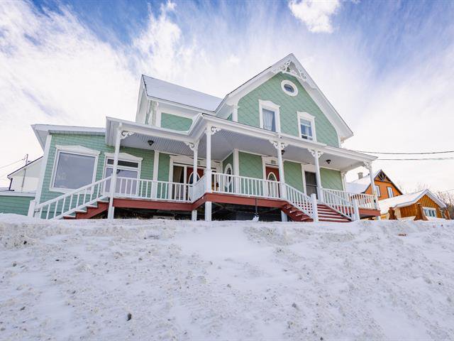Maison à étages Cap-Chat - 81, Rue Notre-Dame