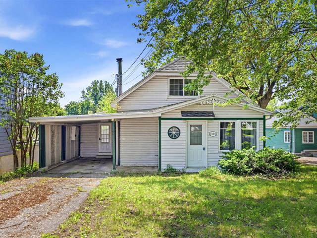 Maison à un étage et demi Saint-Hyacinthe / Douville - 4855, Rue Frontenac