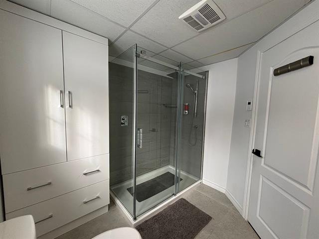 Salle de bains attenante à la CCP