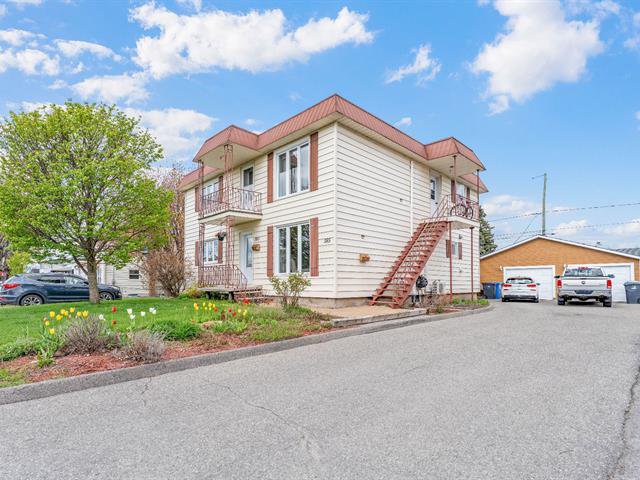 Duplex Salaberry-de-Valleyfield - 383-385, Rue Jeanne-Mance