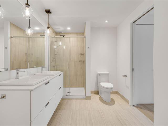 Ensuite bathroom