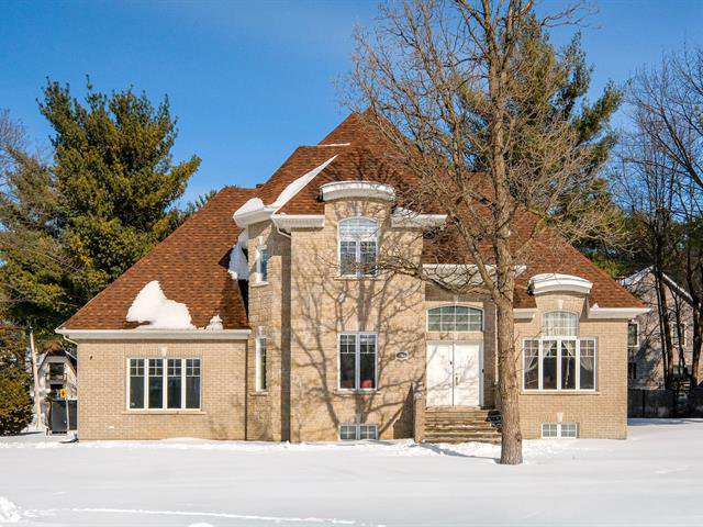 Maison à étages Carignan - 1261, Grande All