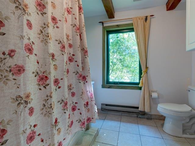 Salle de bains : Laveuse et sécheuse