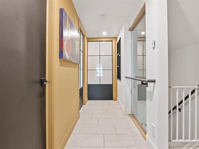 PASAGEWAY